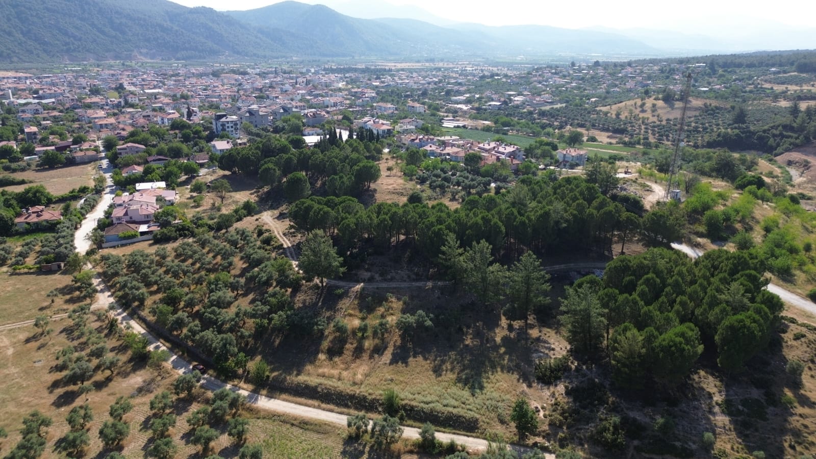 MUĞLA BAYIRDA İMARLI, İKİZ VİLLA İNŞAAT RUHSATI ALINMIŞ MÜSTAKİL 498M2 SATILIK ARSA